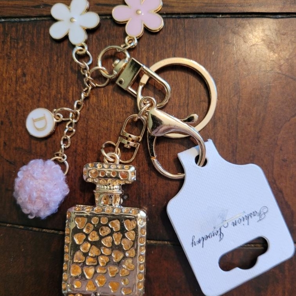 Bag Charm - Picture 5 of 5
